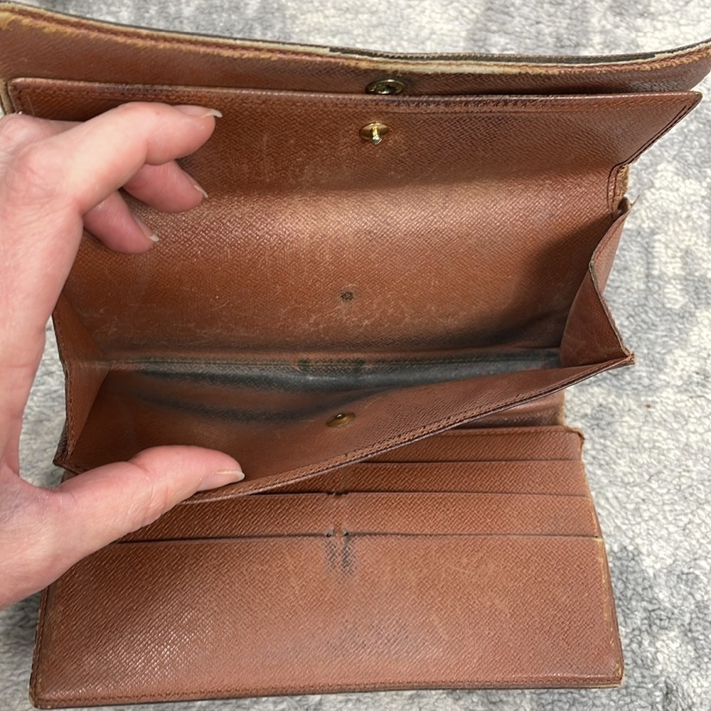 Louis Vuitton Monogram Long Snap Wallet Classic Iconic Luxury - Picture 10 of 16